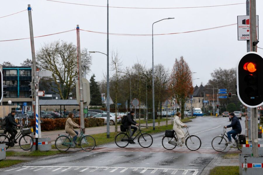 Nieuw gemeentebestuur waarschuwt: verkeerslichten zijn geen structurele oplossing