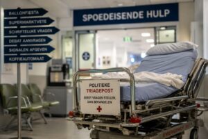 Politieke partijen buitelen massaal over elkaar heen bij annulering Ballonfiësta en supermarktvete