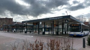 Gemeente enthousiast: meer parkeerplaatsen maken plaats voor bushaltes